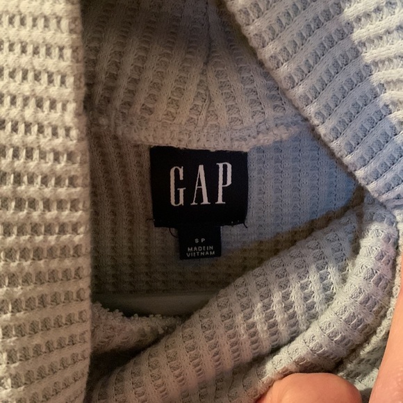 Gap Waffle Knit Turtleneck - Picture 2 of 3
